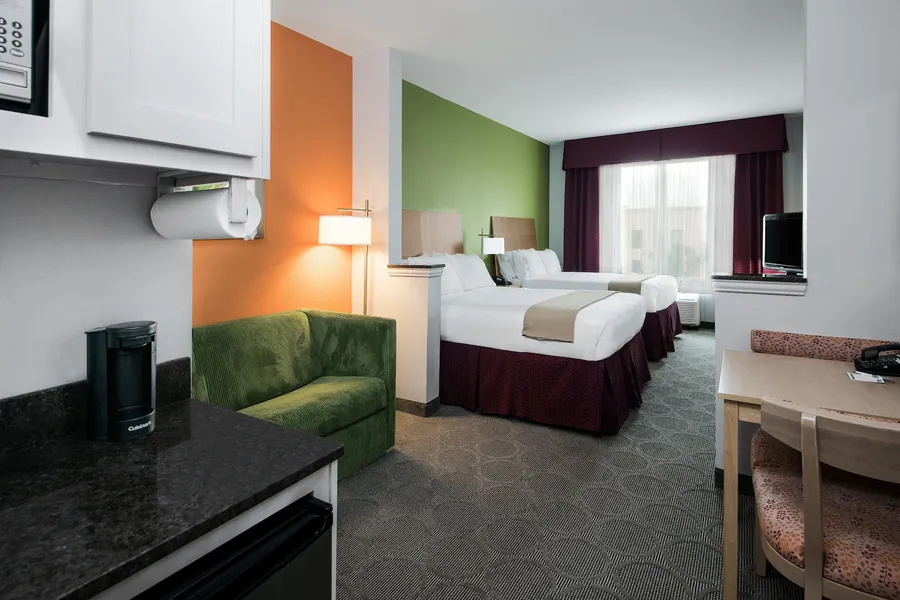 Holiday Inn Express Hotel & Suites Clute - Lake Jackson by IHG hotel detail image 6