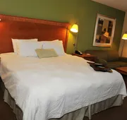 Hampton Inn Clinton hotel detail image 7
