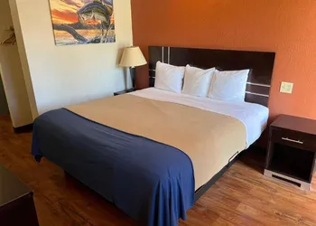 Budget inn hotel thumbnail 2