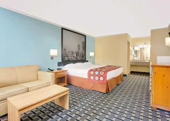 Super 8 by Wyndham Cartersville hotel thumbnail 4