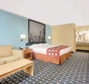 Super 8 by Wyndham Cartersville hotel detail image 4