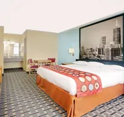Super 8 by Wyndham Cartersville hotel detail image 7