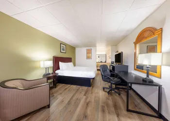 Baymont by Wyndham El Dorado hotel thumbnail 6