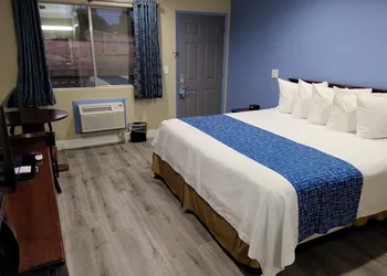 Travelodge by Wyndham Clearlake hotel thumbnail 6