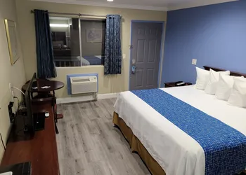 Travelodge by Wyndham Clearlake hotel thumbnail 8