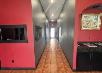 La Posada Inn By OYO Brownsville hotel thumbnail 2