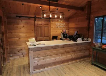 Denali Cabins hotel thumbnail 2