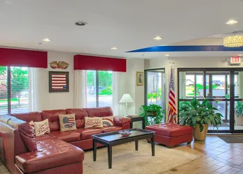 Hometown Inn hotel thumbnail 3
