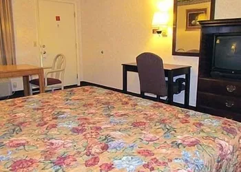 Eagle Inn Sumter hotel thumbnail 2