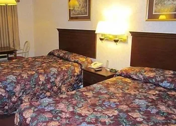 Eagle Inn Sumter hotel thumbnail 3