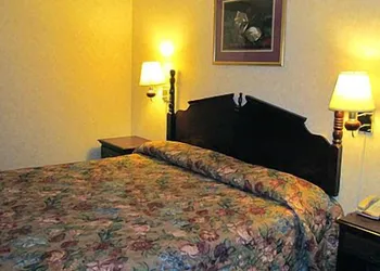 Eagle Inn Sumter hotel thumbnail 4