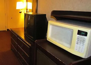 Eagle Inn Sumter hotel thumbnail 6