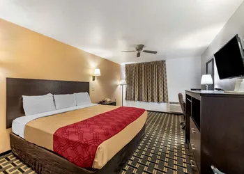 Econo Lodge La Junta hotel thumbnail 3