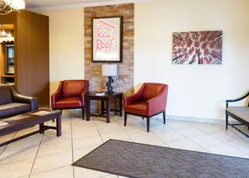 Red Roof Inn PLUS+ Danville, KY hotel thumbnail 2