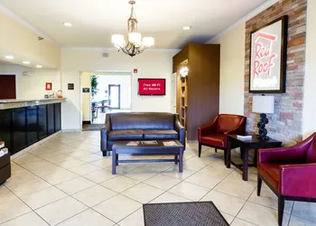 Red Roof Inn PLUS+ Danville, KY hotel thumbnail 4