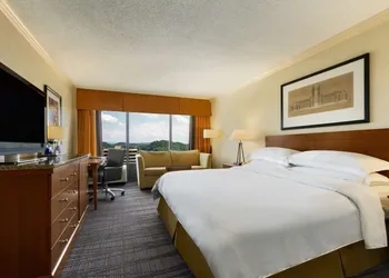 Hilton Knoxville hotel thumbnail 5