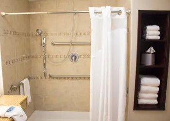 Holiday Inn Express West Jefferson by IHG hotel thumbnail 4