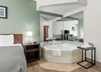Quality Inn Tahlequa South hotel thumbnail 8
