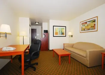 Best Western Henrietta Inn & Suites hotel thumbnail 8