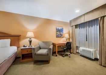 Best Western Sunrise Inn hotel thumbnail 7