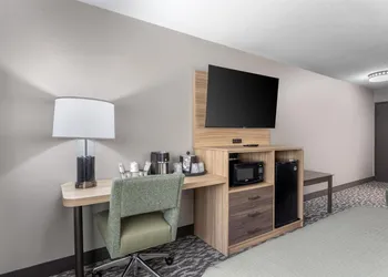 Best Western Plus Executive Inn hotel thumbnail 6