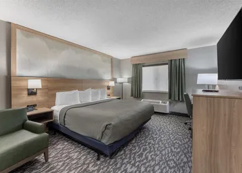 Best Western Plus Executive Inn hotel thumbnail 7