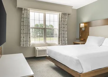 Best Western Plus Woodstock Hotel & Conference Centre hotel thumbnail 5