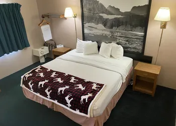 Glendive Lodge hotel thumbnail 5