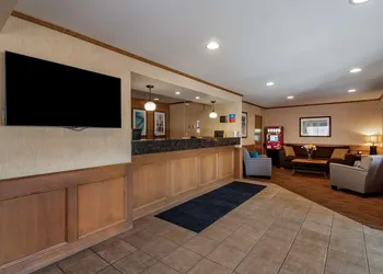 SureStay Plus Hotel By Best Western Salmon Arm hotel thumbnail 2