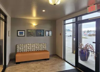 Edgewater Inn and Suites, an Ascend Collection Hotel hotel thumbnail 5