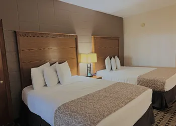 Wrangler Inn hotel thumbnail 6