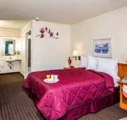 Hollister Inn hotel detail image 3