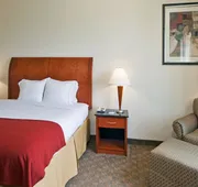 Holiday Inn Express Hotel & Suites Fairfield - North by IHG hotel detail image 5