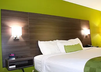 Baymont by Wyndham Springfield hotel thumbnail 8