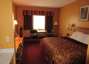 Parkfield Inn hotel thumbnail 3