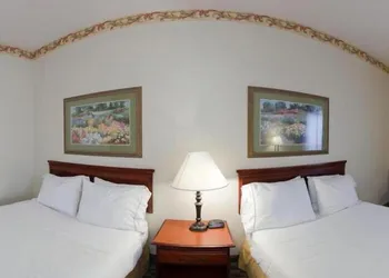Holiday Inn Express Hotel & Suites Laurinburg by IHG hotel thumbnail 6