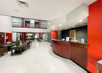 Grand Vista Hotel and Suites hotel thumbnail 7
