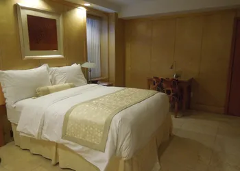 The Eldon Luxury Suites hotel thumbnail 7