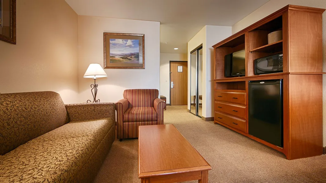 Best Western Territorial Inn & Suites hotel detail image 2