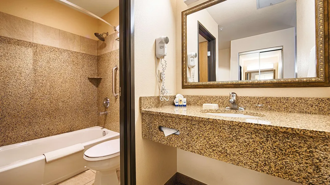 Best Western Territorial Inn & Suites hotel detail image 6