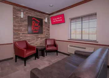 Red Roof Inn Hartselle hotel thumbnail 2
