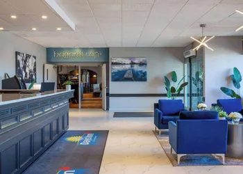 Days Inn & Conference Centre by Wyndham Camrose Norsemen hotel thumbnail 3