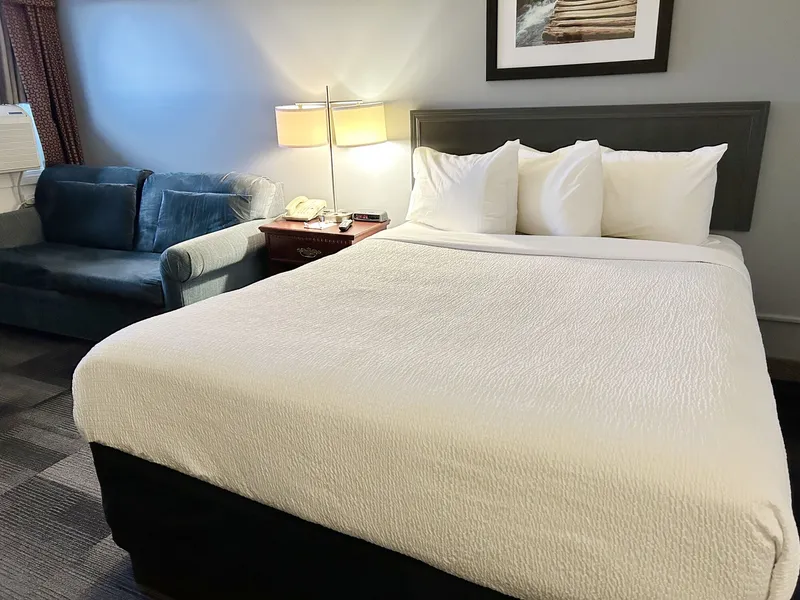 Days Inn & Conference Centre by Wyndham Camrose Norsemen hotel detail image 6