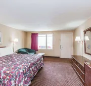 Travelodge by Wyndham Ridgeway Martinsville Area hotel detail image 5