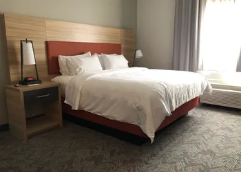 Candlewood Suites Mount Pleasant by IHG hotel thumbnail 6