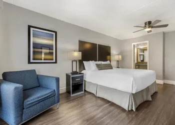 Best Western Pier Point Inn hotel thumbnail 4