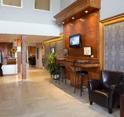 Econo Lodge Inn & Suites hotel detail image 3