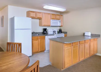WorldMark Surfside Inn hotel thumbnail 7