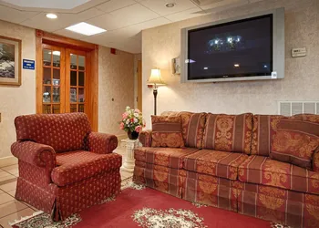 Baymont by Wyndham Franklin hotel thumbnail 2