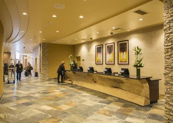Akwesasne Mohawk Casino Resort and Players Inn hotel thumbnail 2